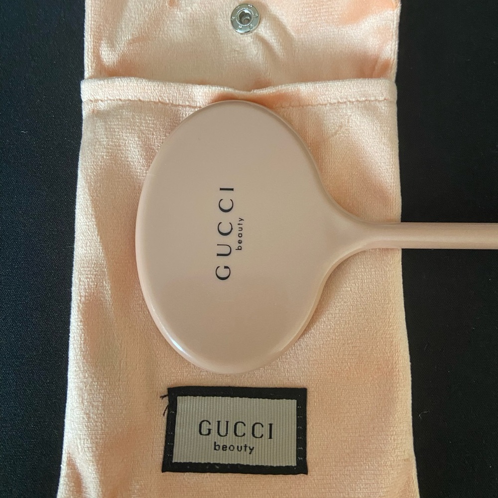Gucci Beauty Peach Hand Mirror